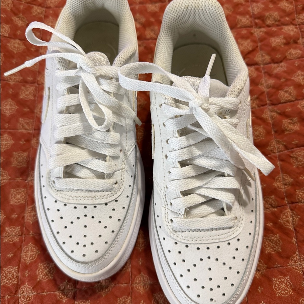 Nike White Women's Athletic Sneakers